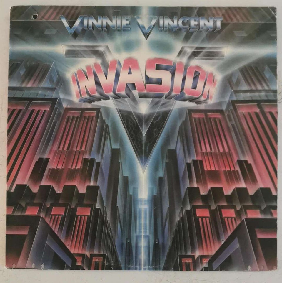 LP, Vinnie Vincent, Invasion