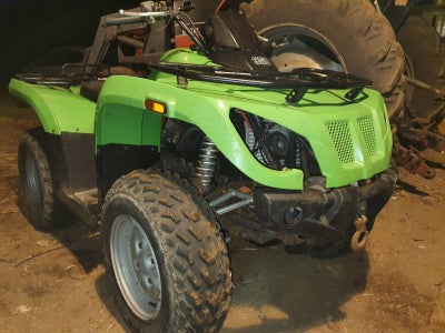 Havetraktor, Arctic Cat, ATV Arctic Cat 300cc 4X som vi overtog med en ejendom. Kørte godt de første