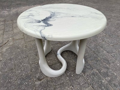 Marmorbord, Marmorino, marmor l: 60 h: 49, Smukkeste runde vintage marmorbord. Bordbenet kan vendes 