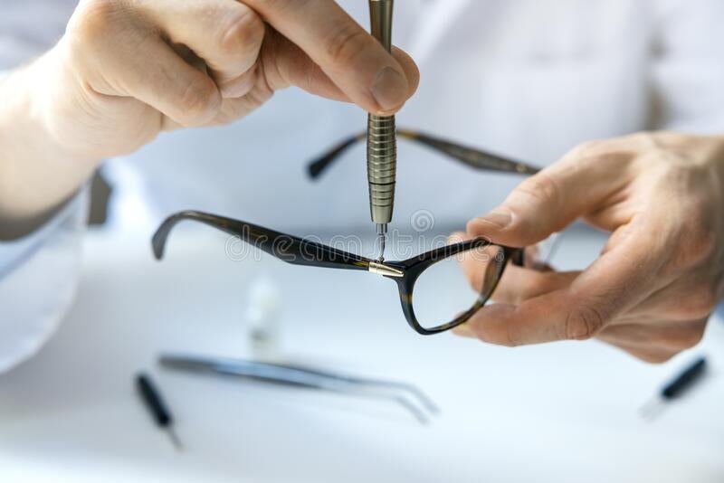 Skruetrækker, til reparation af briller – – Køb og Salg Nyt og Brugt