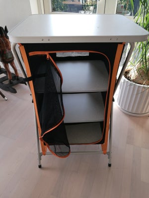 fortelt opbevaring, Et camper fritid folde ud skab