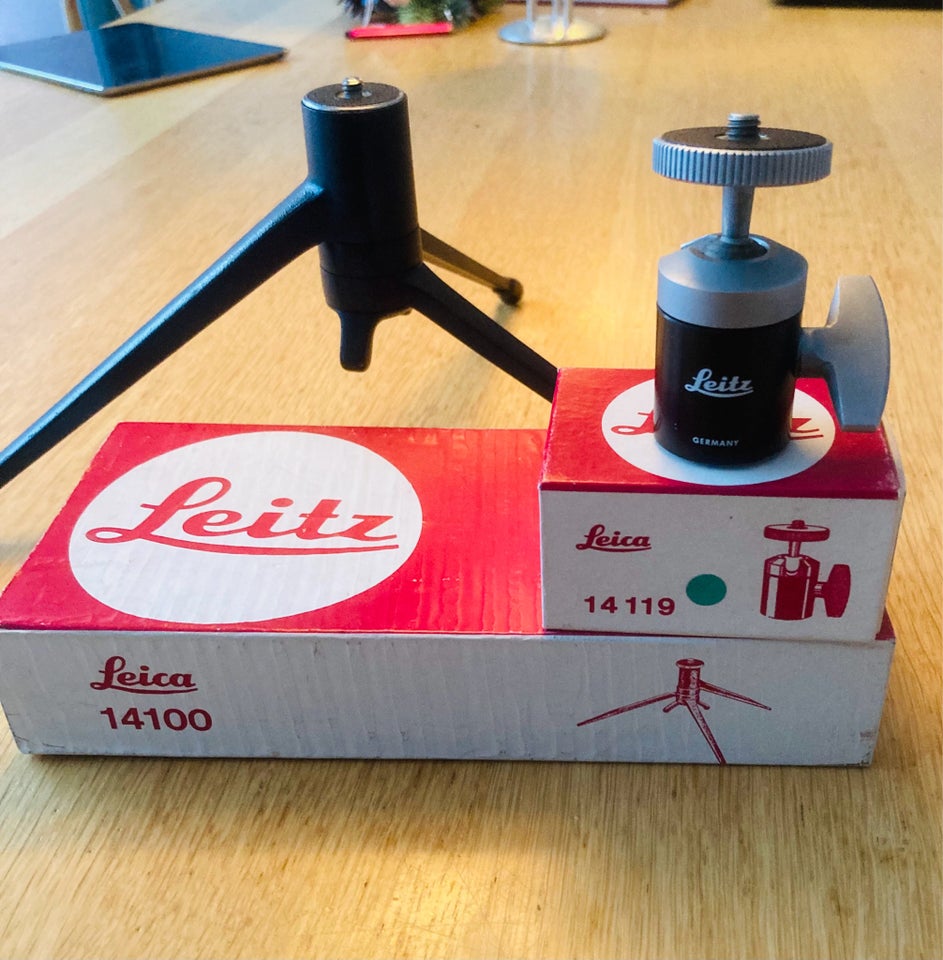 Leica/ Leitz tripod og kuglehoved, Leitz, 14100 og 14119