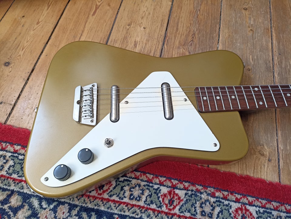 Elguitar, Danelectro Dano Pro