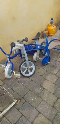 Unisex børnecykel, trehjulet, 2 stk 3-hjulet
1 stk løbecykel

Samlet pris 