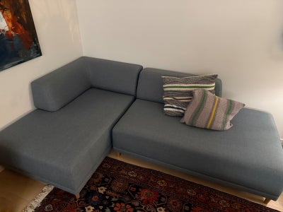 Anden arkitekt, FLOKK, Sofa, FLOKK sofa med fasthynde og ryg. Designet af Sigurd Larsen.
Denne sofa 