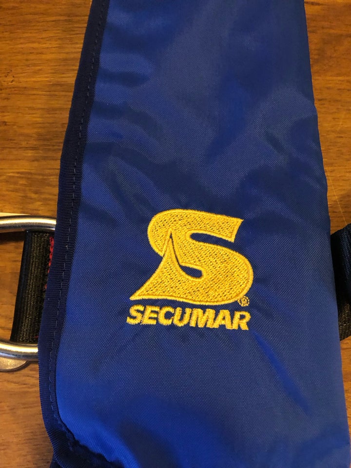 Secumar veste