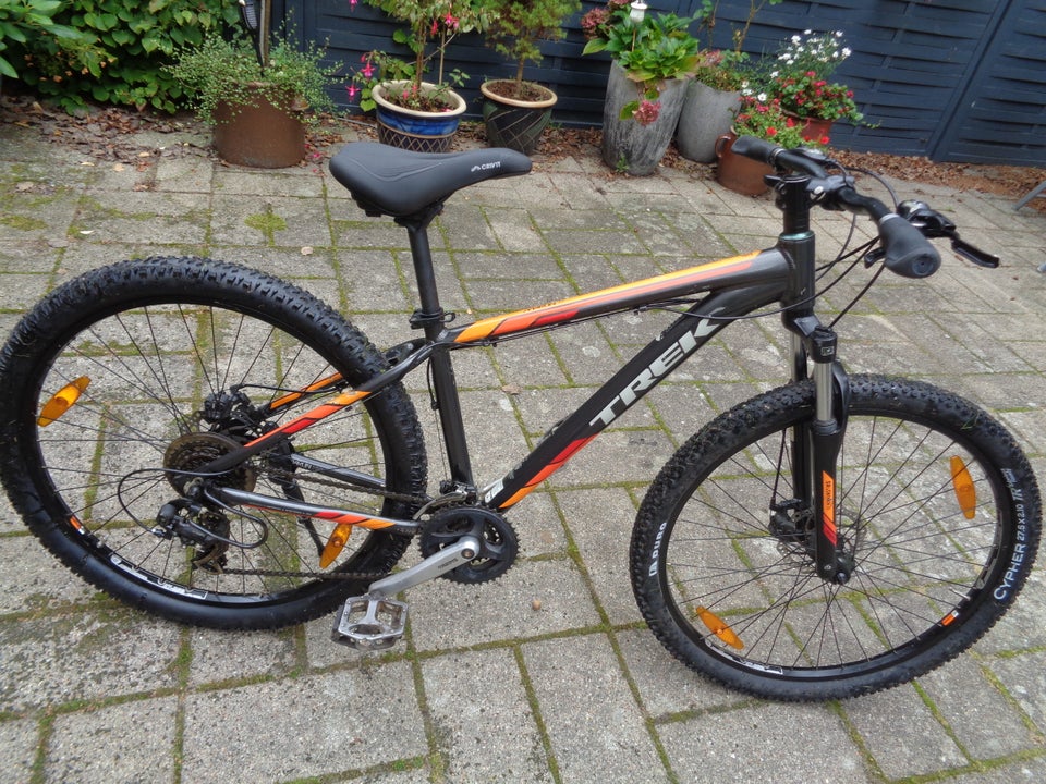 trek mountainbike dba