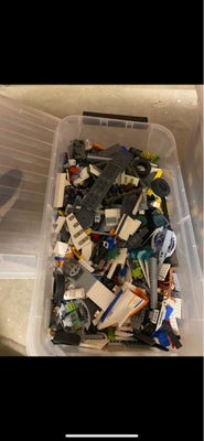 Lego andet, Lego fra barndommen, der alt muligt forskelligt i de kasser her og en hel masse minder! 