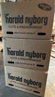 5 flyttekasser fra Harald Nyborg. Har været bru...