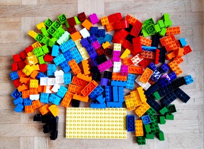 Lego Duplo, Blandede klodser. Assorterede. 
Med brugsspor.