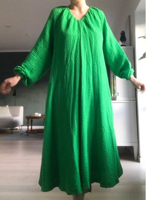 Blusekjole, Mads Nørgaard , str. M,  Neon grøn,  Bomuld,  Ubrugt, Smuk lang neon grøn kjole fra Mads