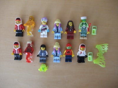 Lego Minifigures, Lego Hidden Side Figurer, Pris Pr.Sæt/Række.
6 Figurer+Tilbehør.
SÆT 1 (ØVERST)
SÆ