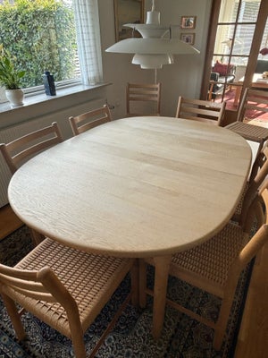 Kurt Østervig, spisebord m. stole, Spiseborg med otte spisebordstole af Kurt Østervig i egetræ (K.P.