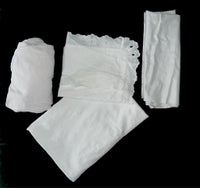 Sengetøj, Hvidt baby sengetøj stræklagen tisseunderlag ,