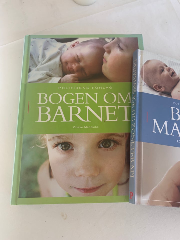 Bogen om barnet og baby massage , Politikken forlag