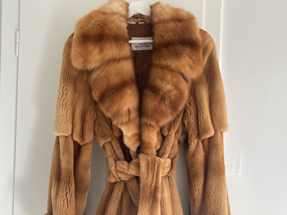 Pels, str. One size, Mink & Sobel