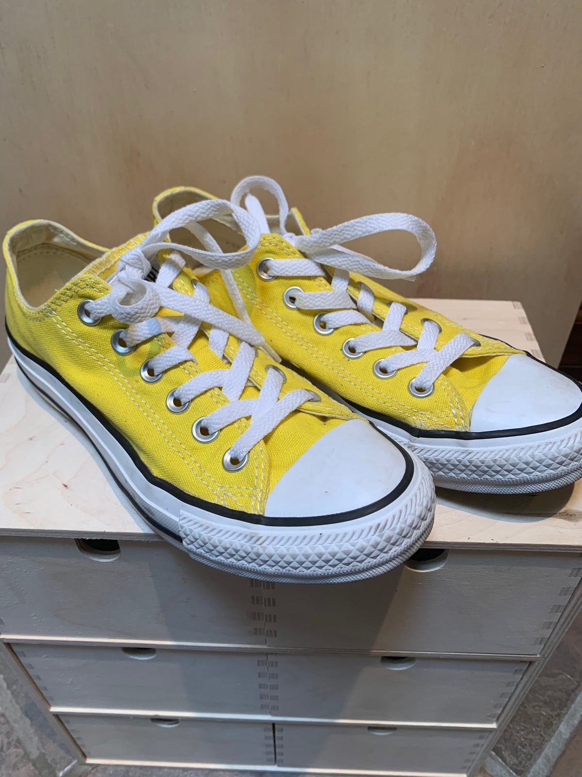 Gul converse cheap