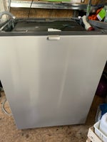 Velfungerende opvaskemaskine fra 2019. Stået i...