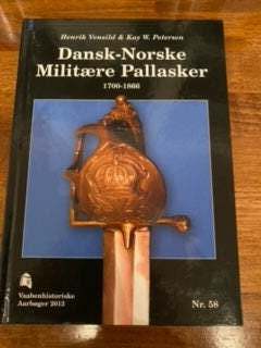 DANSKE-NORSKE MILITÆRE PALLASKER, Vensild, Petersen, emne: kunst og kultur, Denne fantastiske bog, a