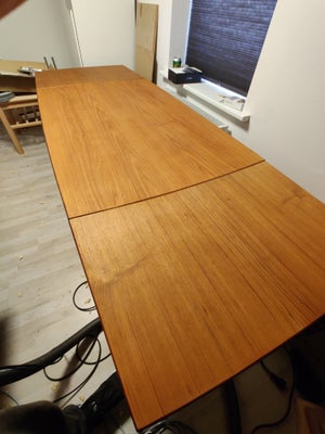 Spisebord, Teaktræ , Ejvind Hansen , b: 85 l: 134, Et originalt spisebord fra Ejvind Hansen's Møbels