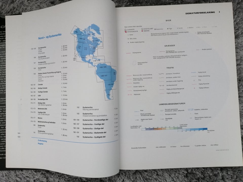 Gyldendals Atlas. Verdensatlas med 192 kortsider,