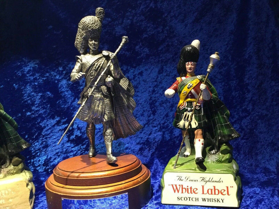 Andre samleobjekter, Dewars highlander scotch whisky