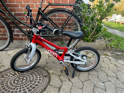 Unisex børnecykel, classic cykel, woom 2 , 14 tommer hjul, Super fin woom 2 i ny stand. 

Købt i som