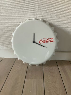 Coca Cola, Kapsel ur, Fin coca cola kapsel ur
Måler ø 30 cm. 
Ka sendes