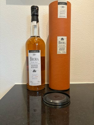 Vin og spiritus, Whisky, Brora 30 års 2002 1st batch scotch whisky

52,4%

70 cl

Fast pris