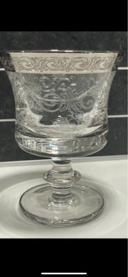 Glas, Hvidvinsglas , Murano krystal, 6 smukke håndblæste hvidvinglas lavet af Murano krystal. De har
