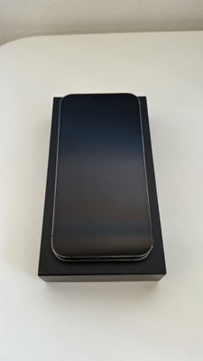 iPhone 13 Pro, 256 GB, grå, Perfekt, Velholdt iPhone 13 Pro, 256GB i farven Graphite (mørkegrå)
Tele