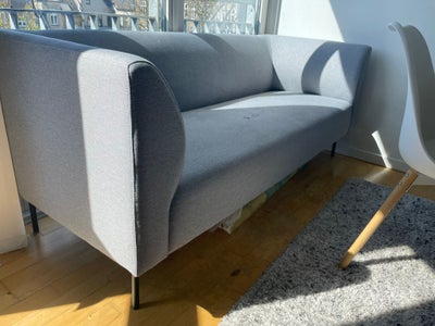 Sofa, polyester, 3 pers., Gray sofa JYSK brand. The sofa is two years old but has some holes produce