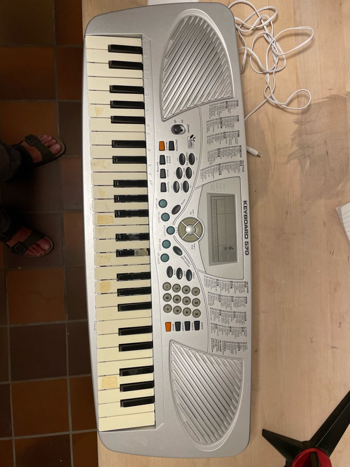 Keyboard, Music time Keyboard 570