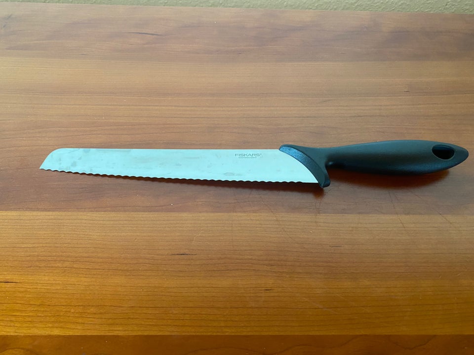 Kniv, Victorinox og Fiskars