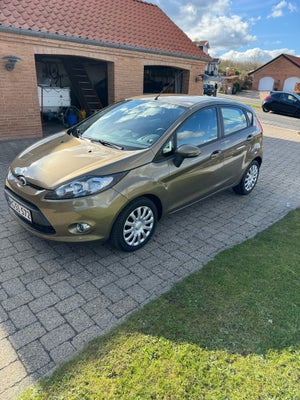 Ford Fiesta, 1,25 60 Trend, Benzin, 2012, km 141500, guldmetal, nysynet, aircondition, ABS, airbag, 
