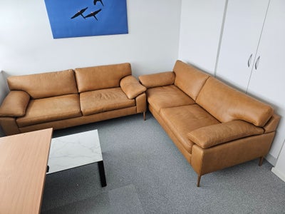 Sofa, læder, anden størrelse , I, 2 stk. DC8900 læder sofa sælges til prisen 18.000 kr. 
Ny pris på 