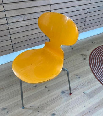 Arne Jacobsen, Myren 3101, Stol, 4 stk retro Myren stole af formspændt skal. Monteret med stel af st