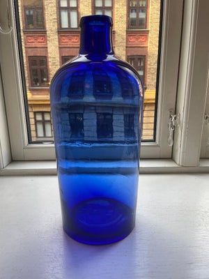 Glas, Flaske, Kobolt blå, glasflaske, meget flot eksemplar. 32 cm høj, ø : 14 cm.