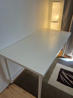 Skrivebord, IKEA, b: 150 d: 75