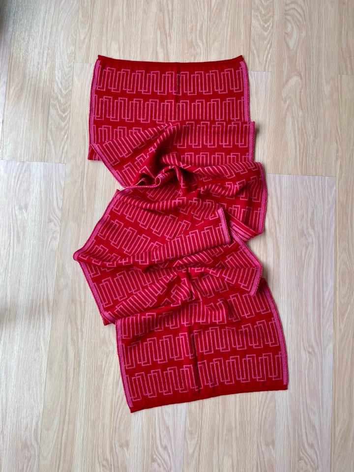 Tørklæde, Ann Harboe, str. 204 × 48 cm