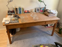 Skrivebord, Massivt egetræ, b: 173 d: 95 h: 75