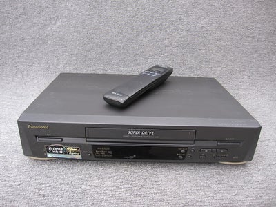 VHS videomaskine, Panasonic, NV-SJ220, Perfekt, 
- Super Drive,
- FIN STAND !
- Incl. fjernbetjening