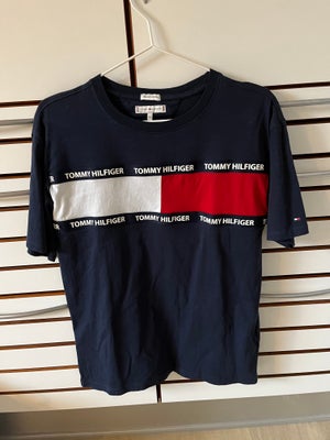 T-shirt, Fin blå t-shirt med rød og hvid, Tommy Hilfiger, str. 164, Fin blå Tommy Hilfiger T-shirt s
