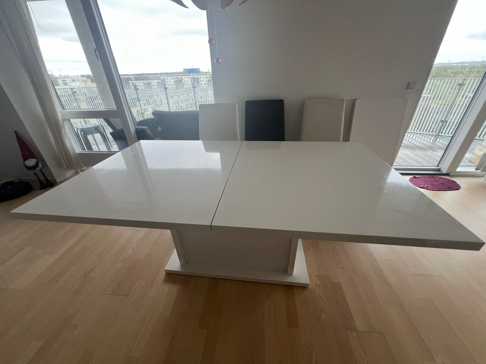 Bord/bænkesæt, Dining table + 06 chairs