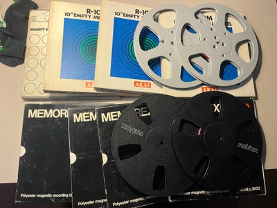 Spolebånd, Memorex - Akai - Revox, Spolebånd 10,5” / 26cm, 4 store spoler med 8 kassetter 

Kan send