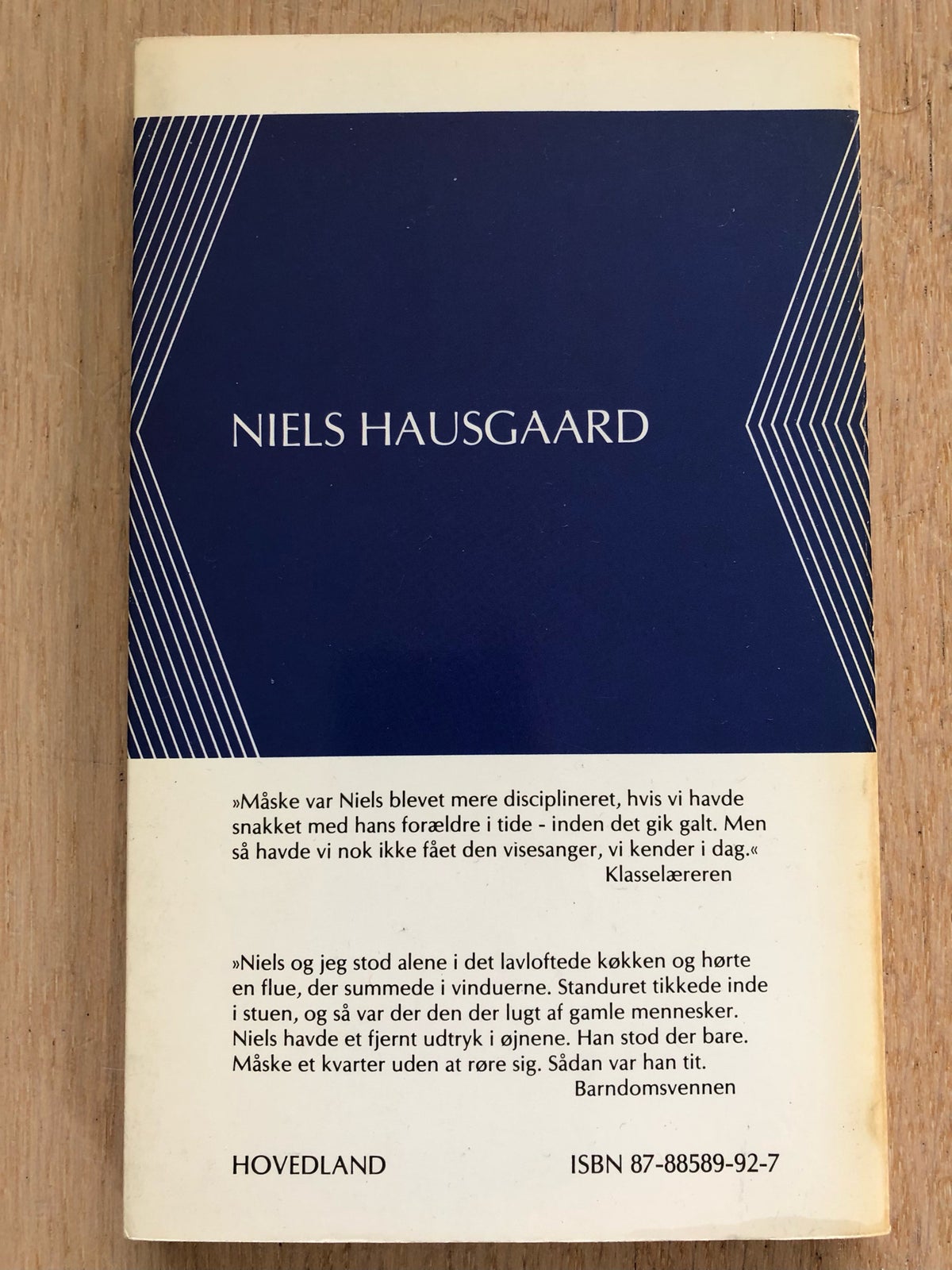 Niels Hausgaard - Mellem linjerne, Thorkil Green Nielsen