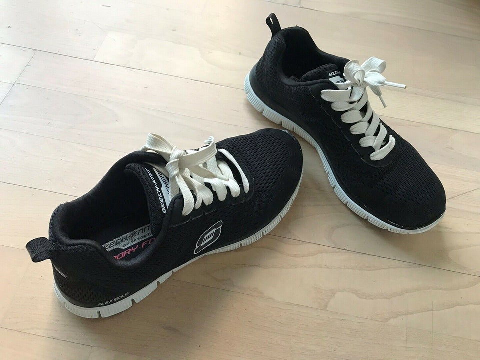 Fritidssko, str. 39, SKECHERS