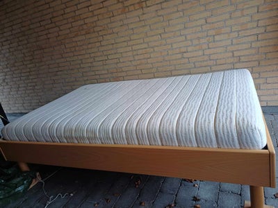 Elevationsseng, Auping , b: 120 l: 200, Auping SENGE RAMME 120 X 200 X 20 i bøgetræ

Auping SENGE-BB