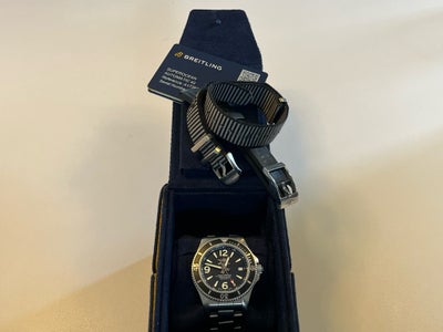 Dykkerur, Breitling, Sælger hermed mit ur købt nov 22 hos Hvelplund Strøget 
Komplet sæt 
Info om ur
