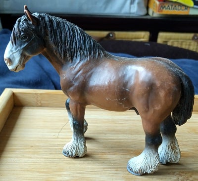 Dyr, Schleich Hest, Schleich Hest.

Brugt få gange.

Ved forsendelse betaler køber ALLE udgifter til